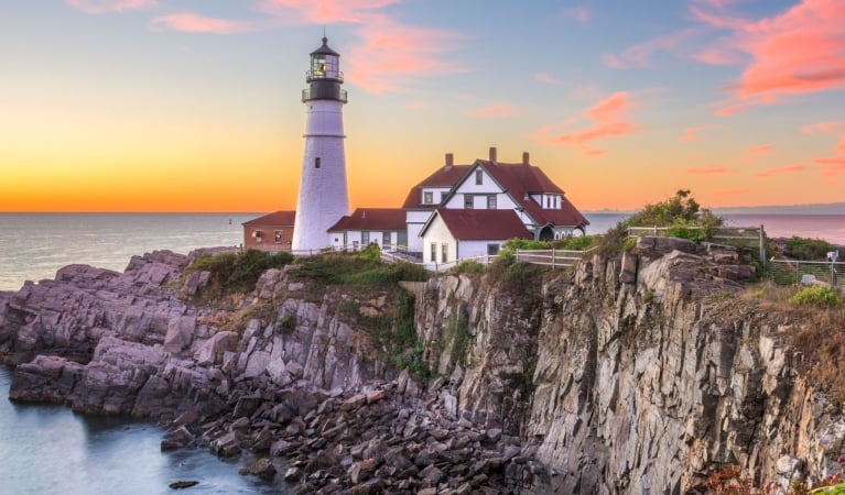 Coastal Maine: Lobsters & Lighthouses