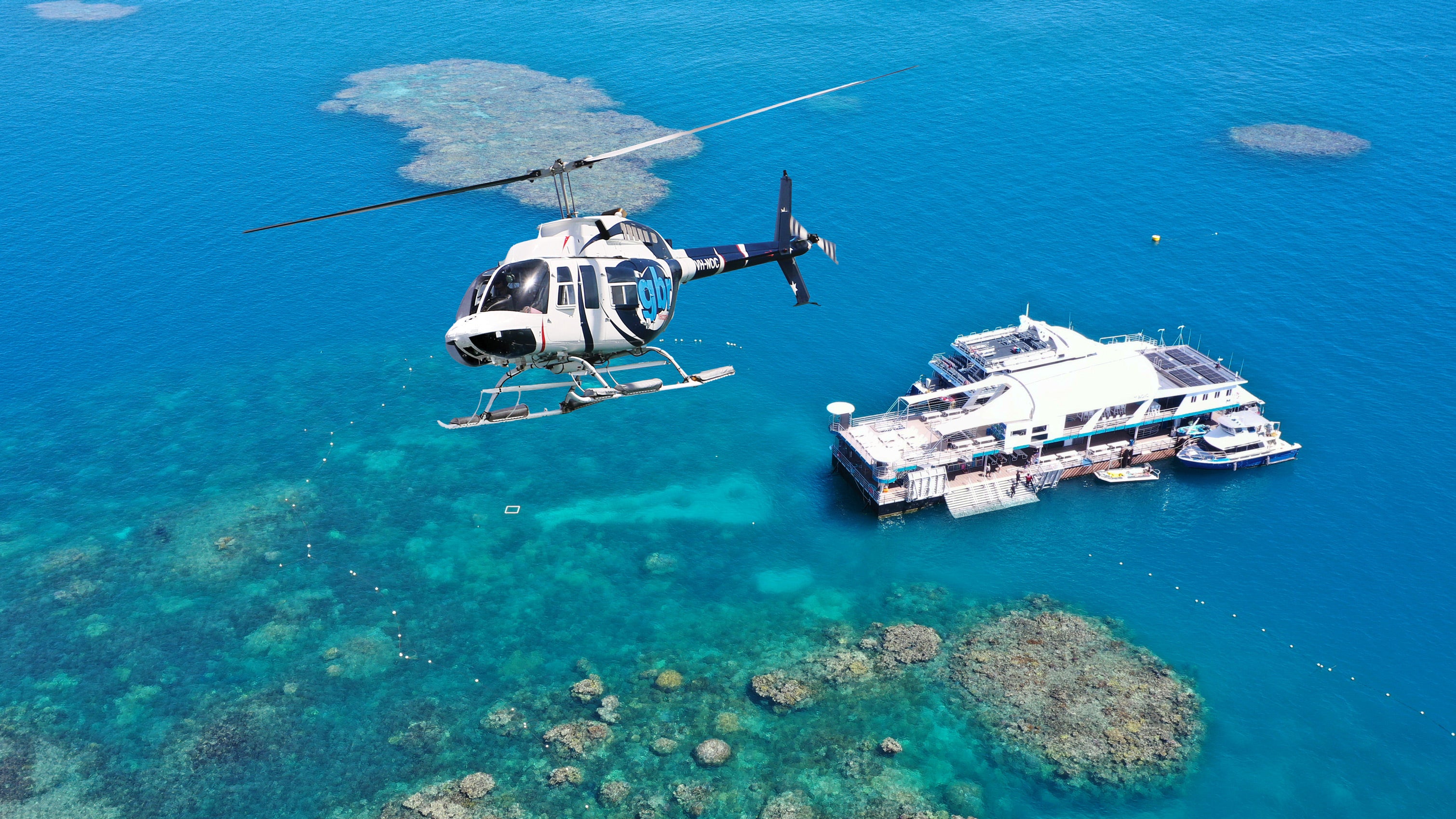 Great Barrier Reef & Scenic Helicopter Ride